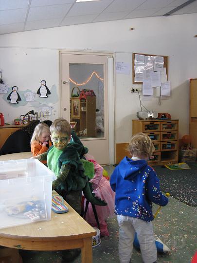 Carnaval 2010 Creche (23).JPG